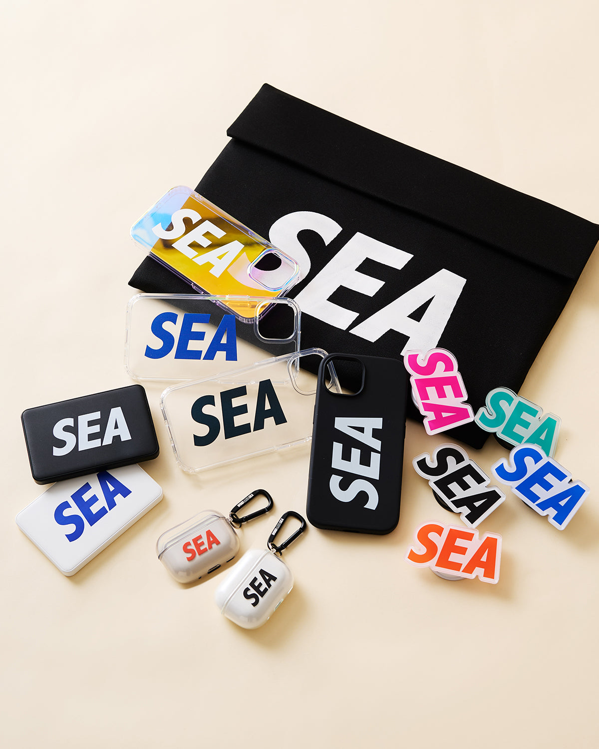 TECH ACCESSORIES – WIND AND SEA