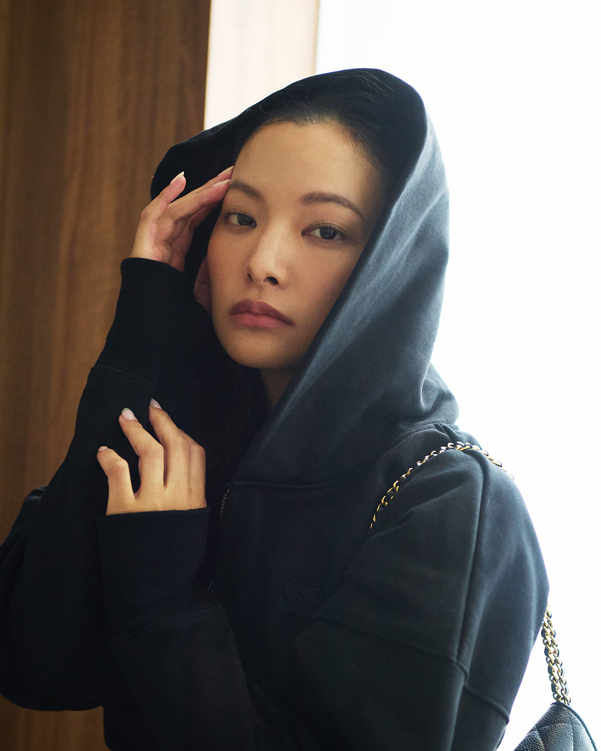 Cozy Zip Cropped Hooded Sweatshirt(Ladies)