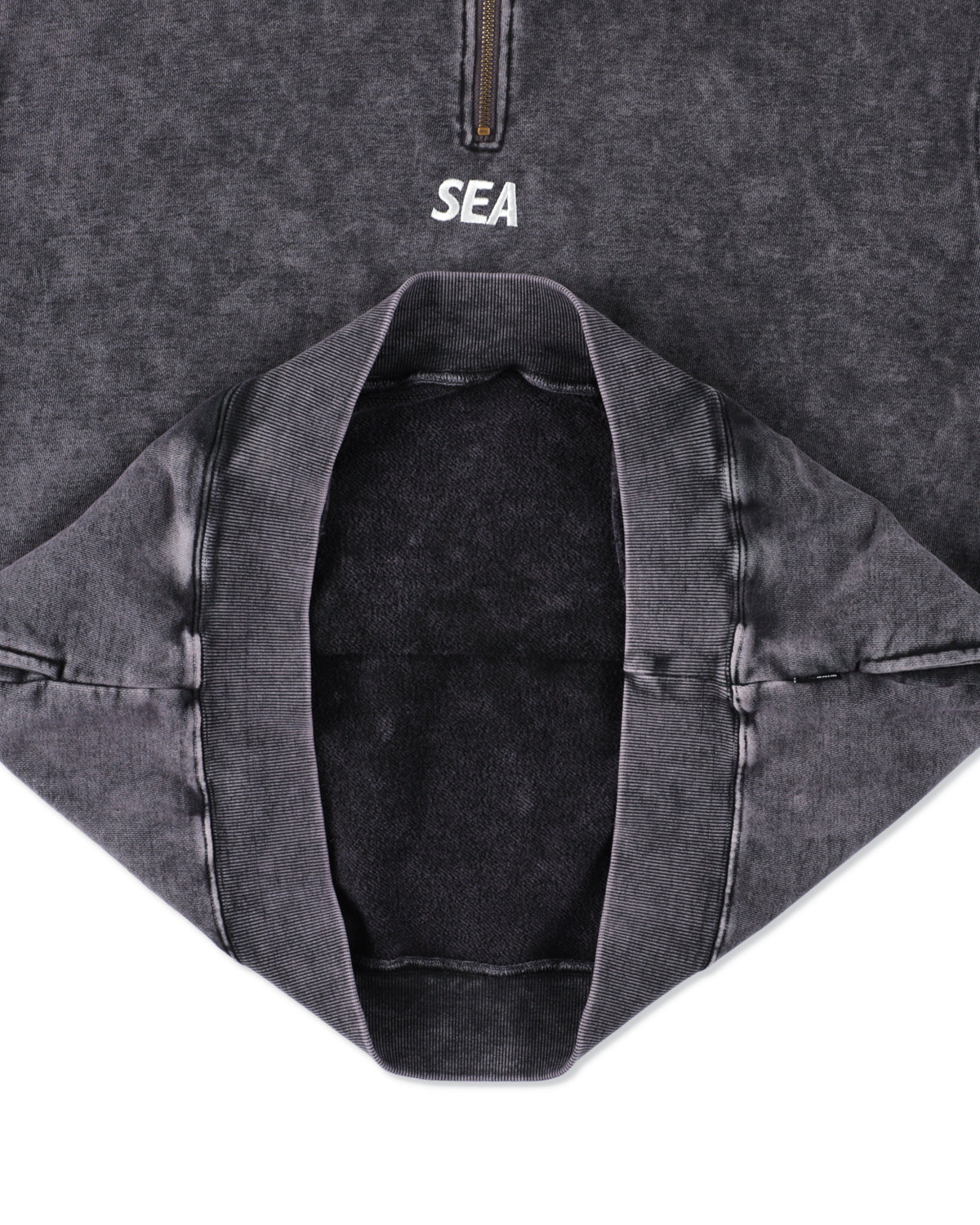 AGED ESSENTIAL HALF ZIP SWEATSHIRTS