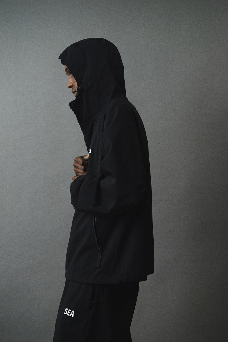 STRETCH NYLON JACKET