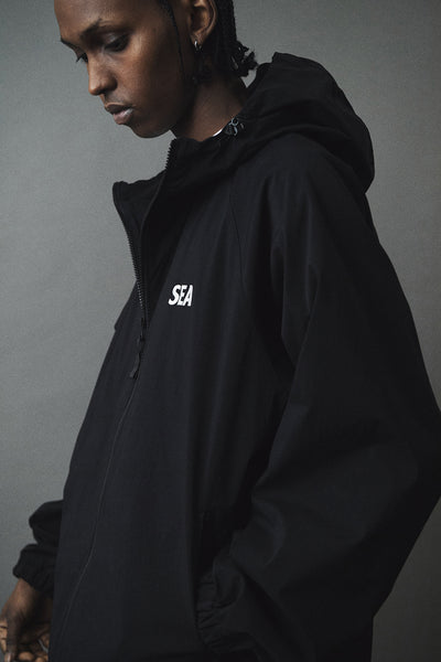 STRETCH NYLON JACKET