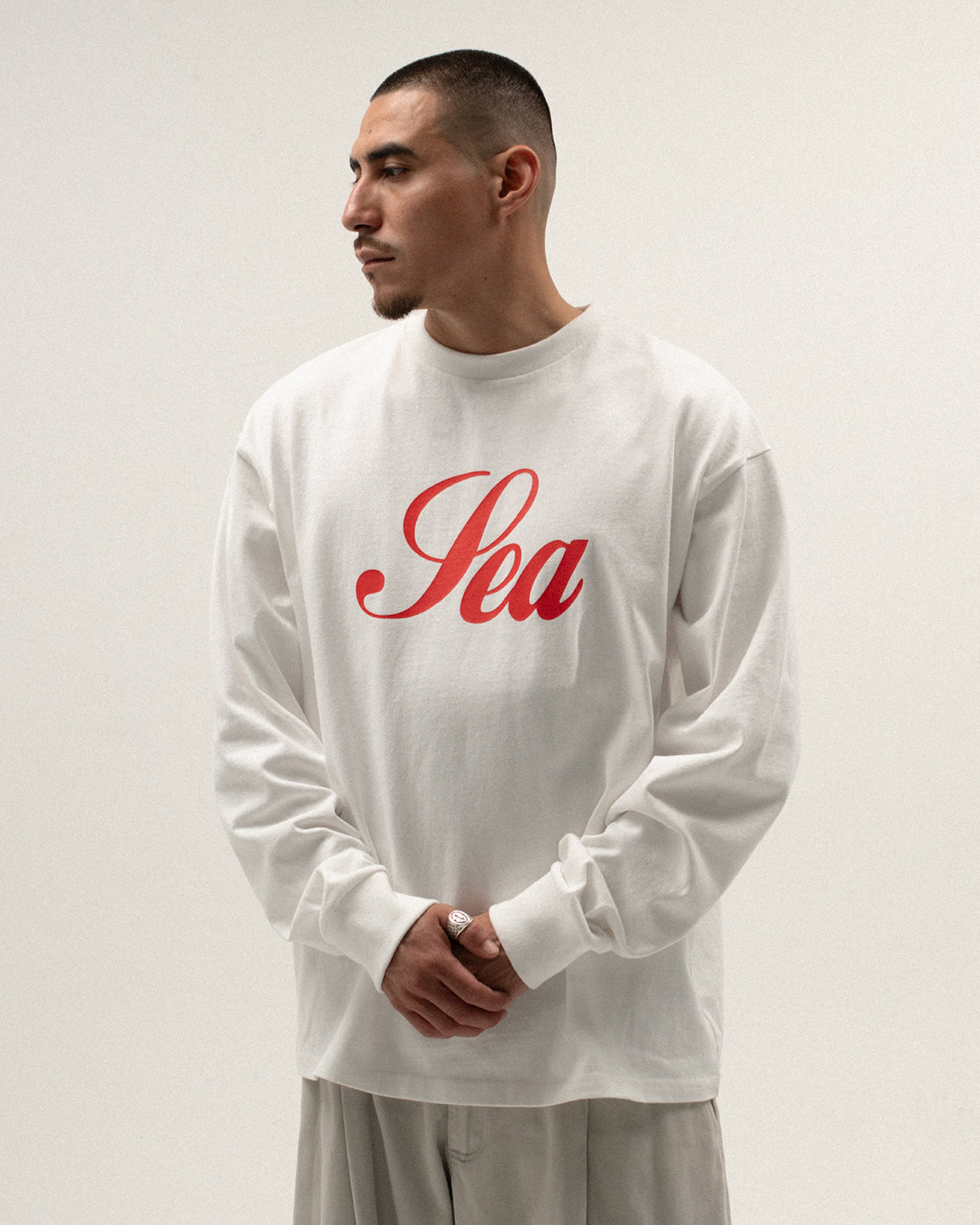 SCRIPT SEA L/S TEE