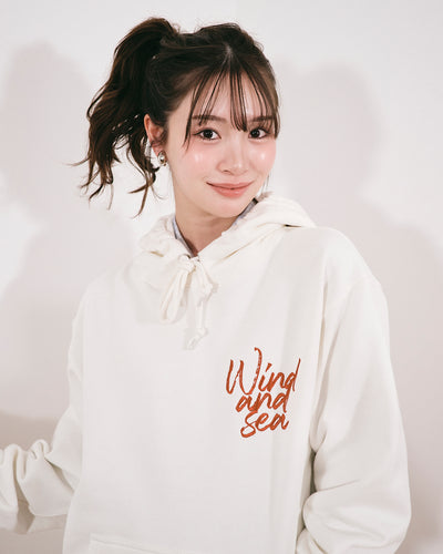 HEART LOGO HOODED SWEATSHIRT