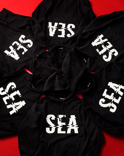 GLOW LOGO HOODED SWEATSHIRT