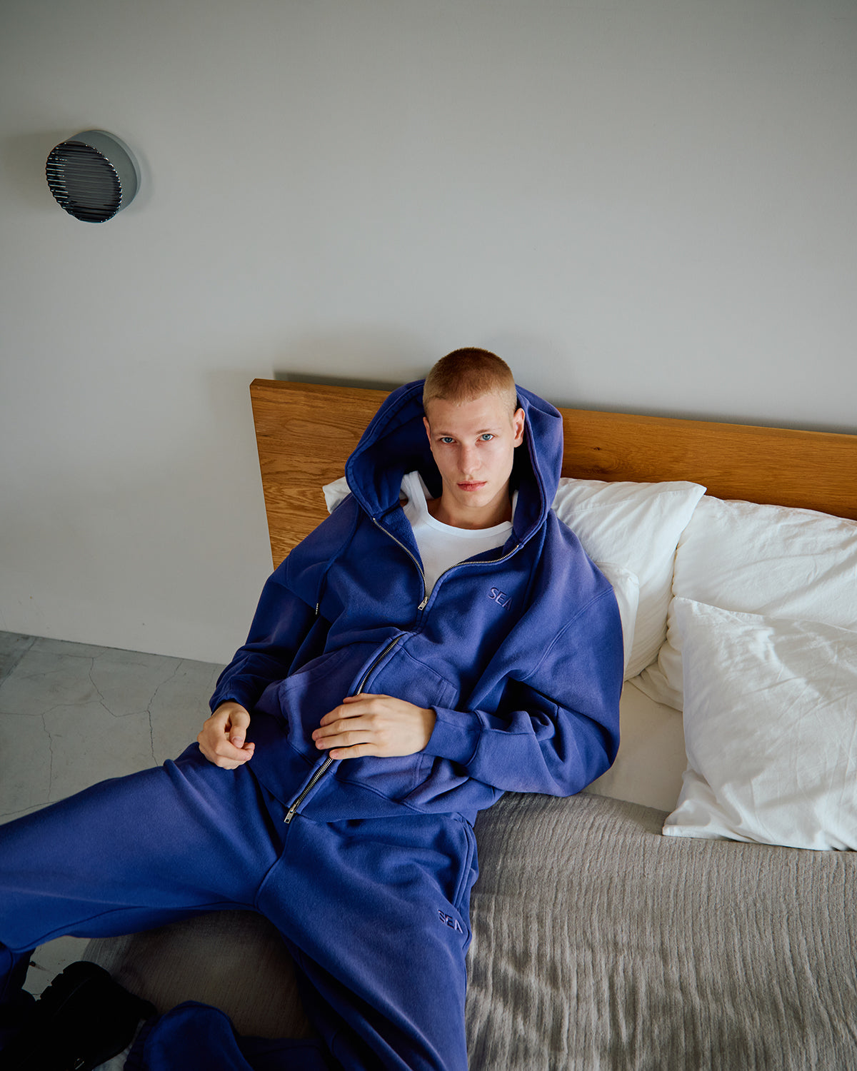 SULFUR DYEING LOGO ZIP SWEATSHIRT