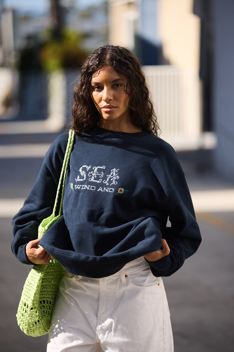 Hand stitch logo crewneck sweatshirt