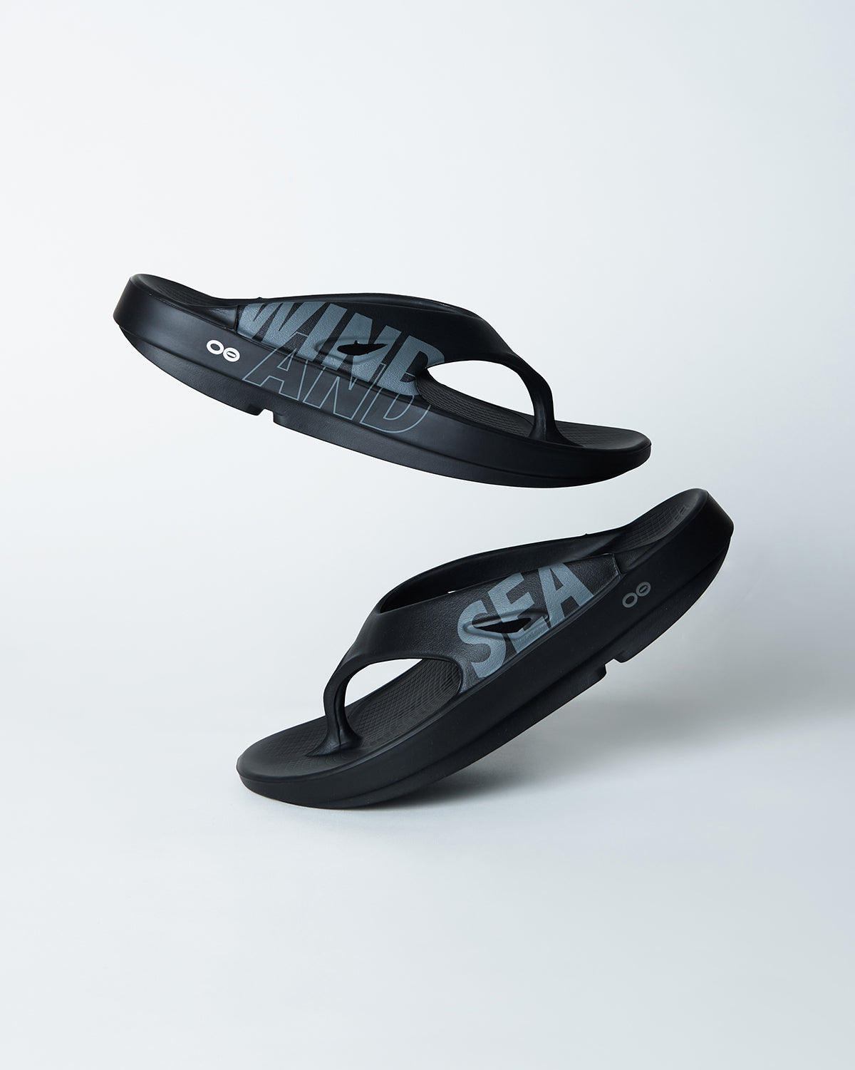 OOFOS x WDS OORIGINAL-BLACK