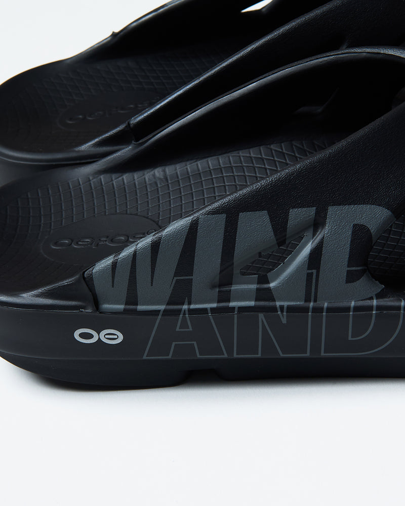 OOFOS x WDS OORIGINAL-BLACK