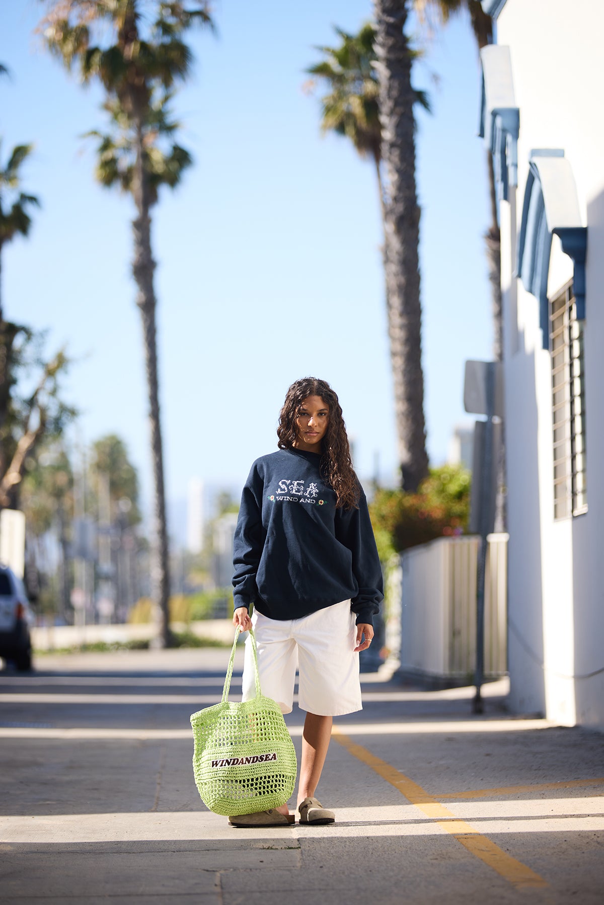 Hand stitch logo crewneck sweatshirt