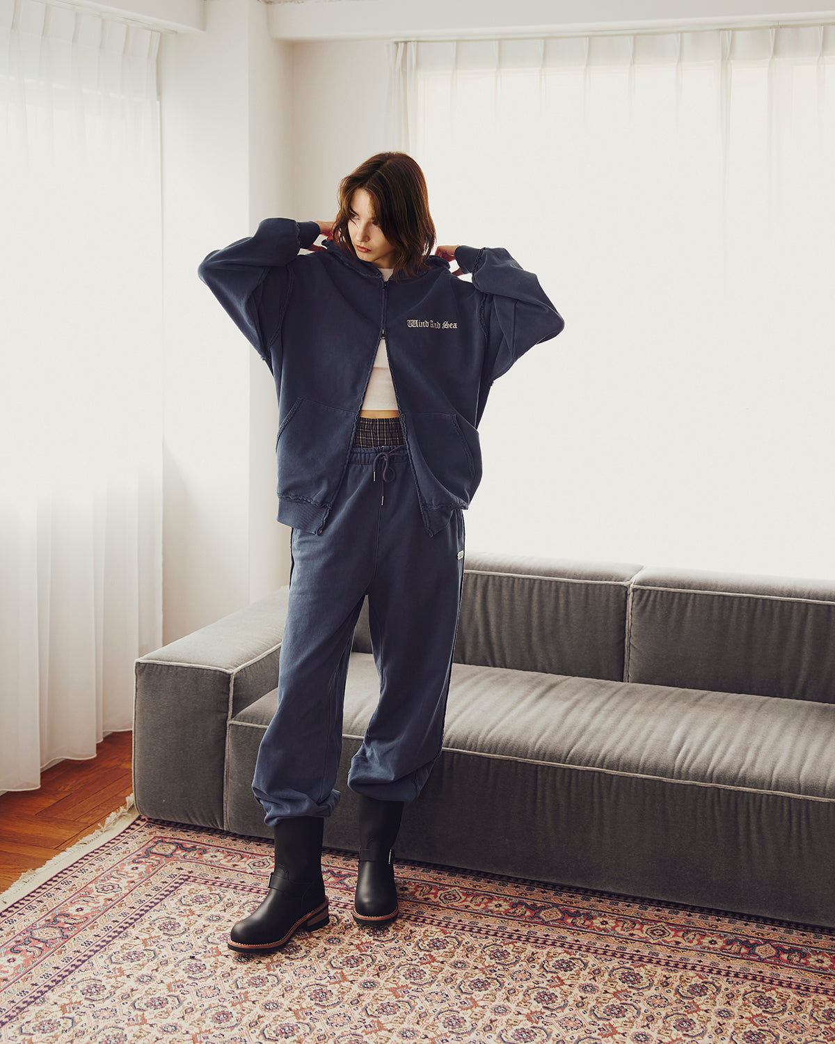 Damage Pigment Zip Up Sweatshirt