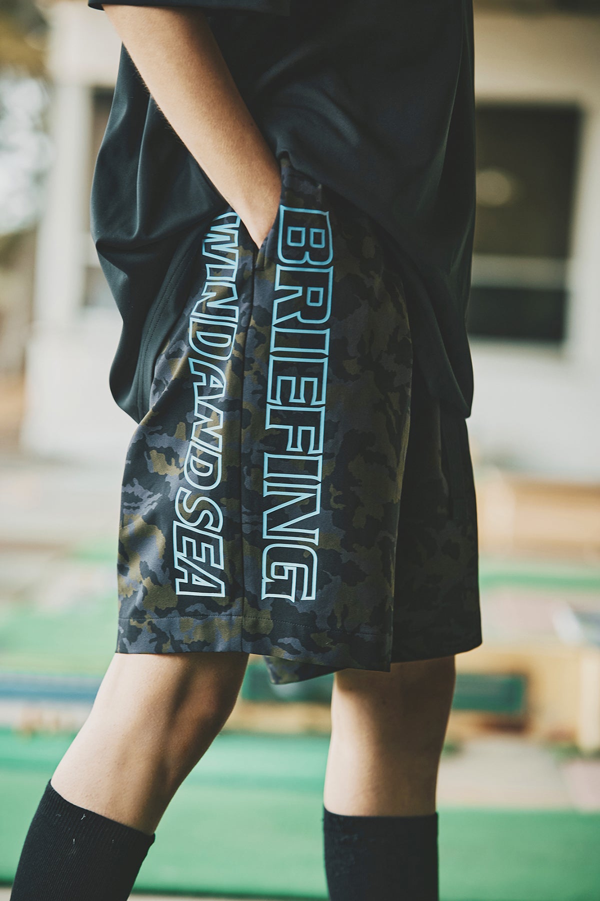 BRIEFING x WDS CAMO WIDE SHORTS – WIND AND SEA