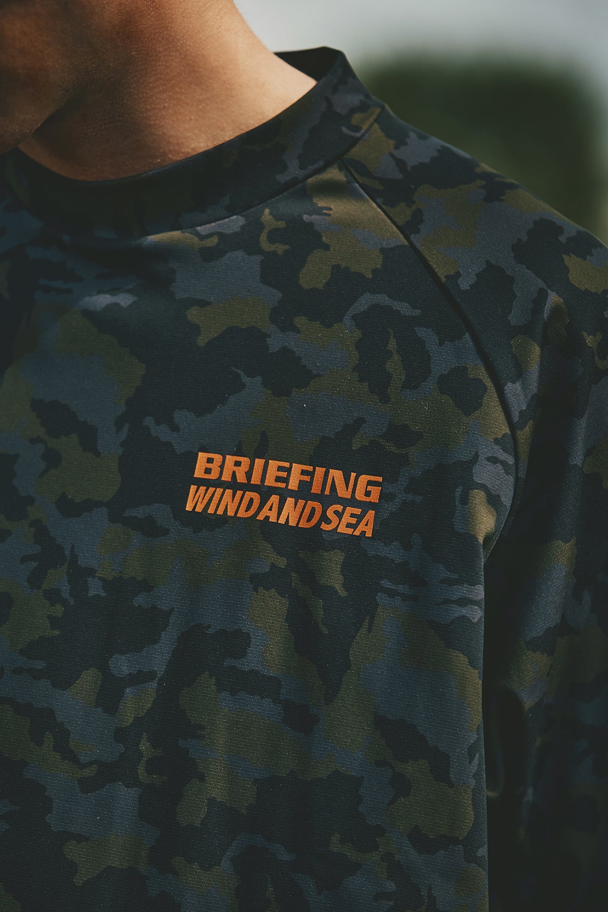 BRIEFING x WDS MOCK NECK TEE – WIND AND SEA