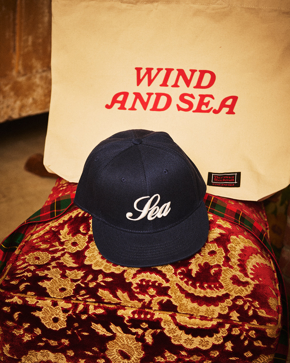 SCRIPT CAP – WIND AND SEA