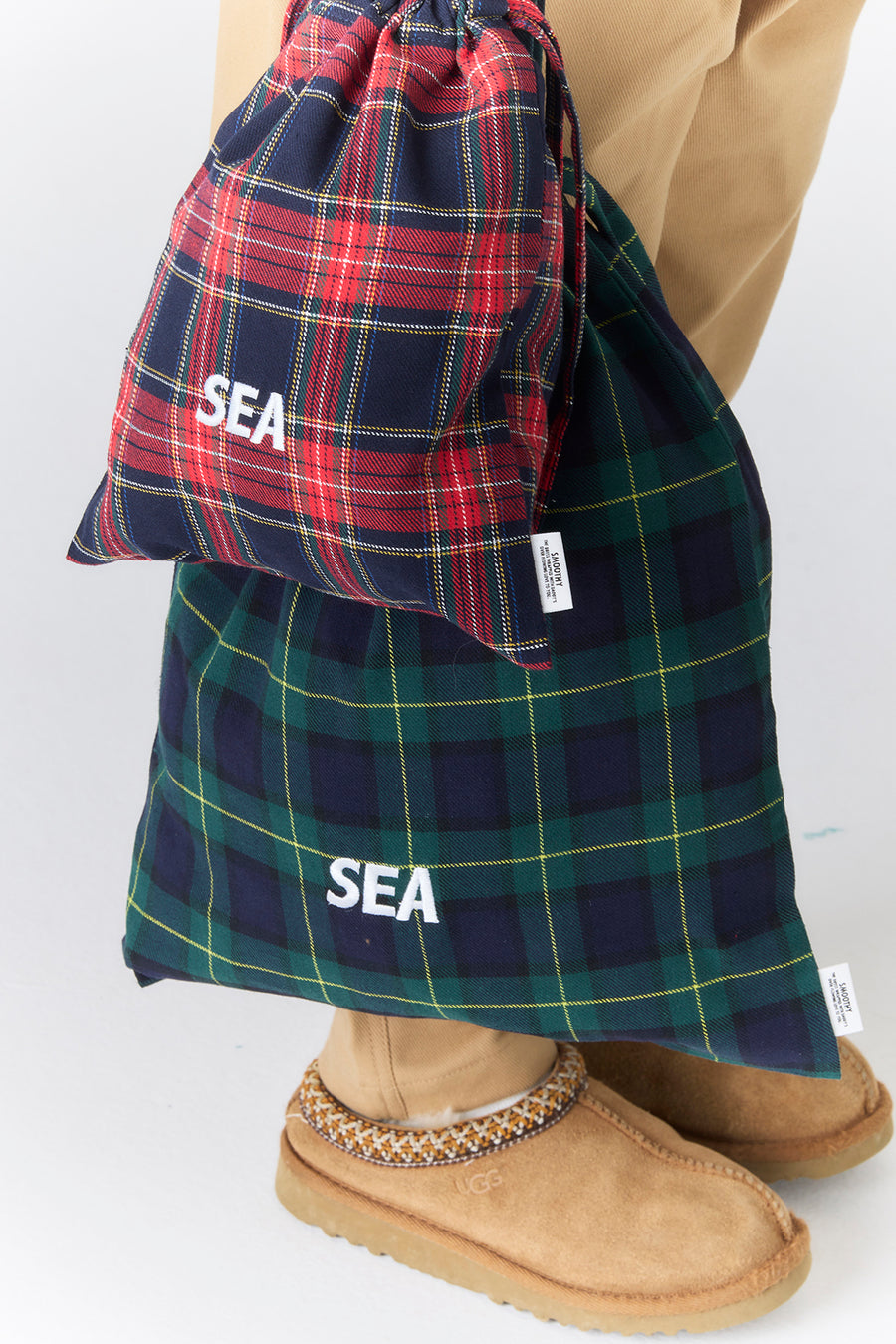 SMOOTHY x WDS PLAID DRAWSTRING BAG / GREEN_RED