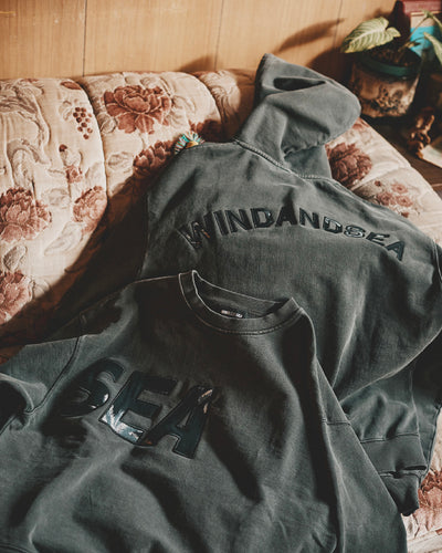 PALM TREE PACHWORK HOODED SWEAT SHIRT