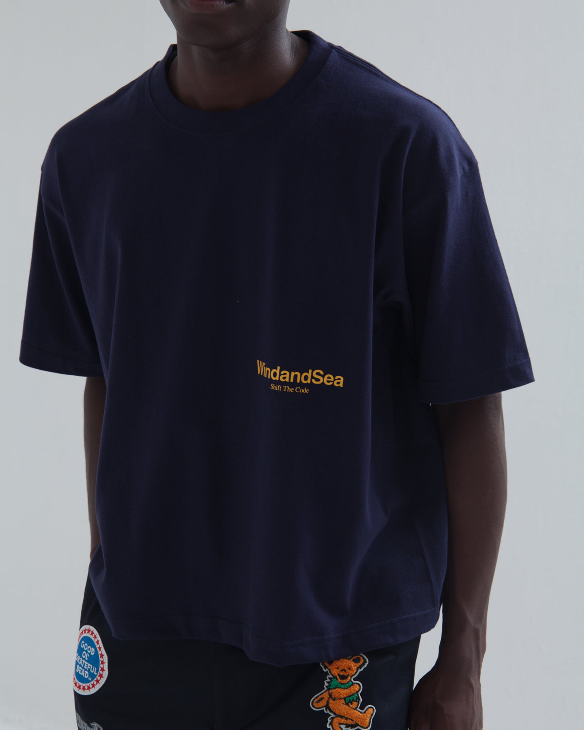 SHIFT THE CODE BASIC TEE – WIND AND SEA