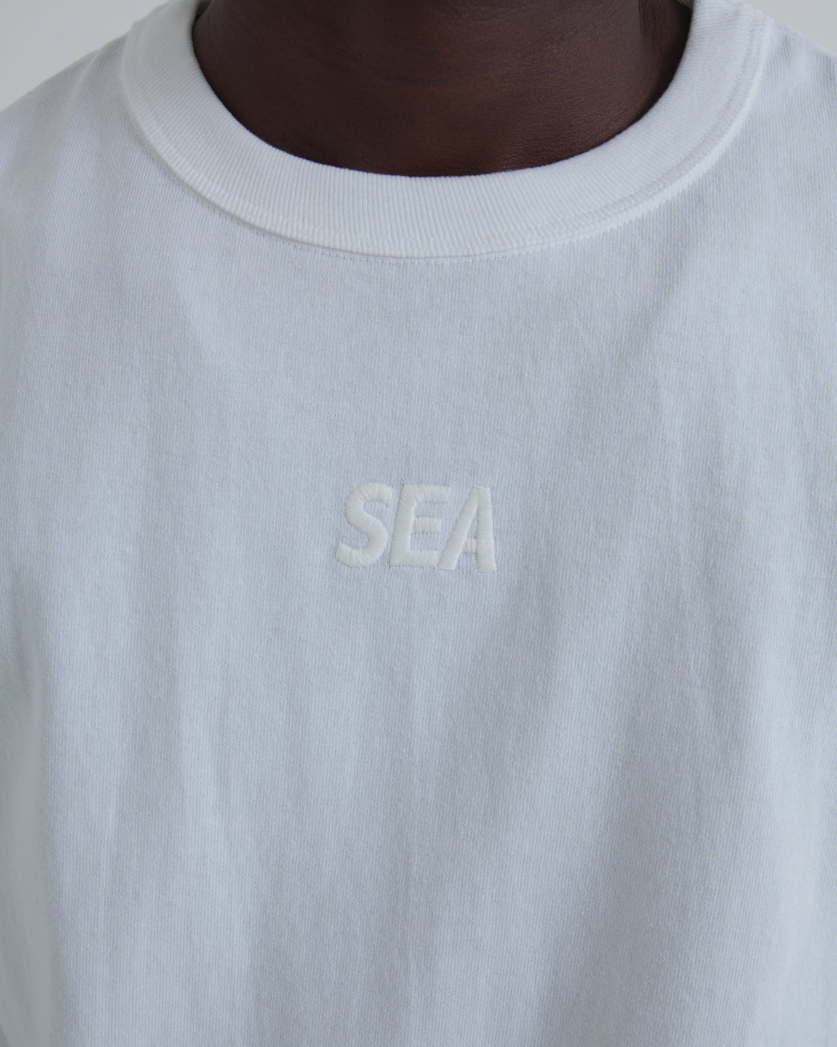 armi × WDS HARD MAN LIMITED TEE