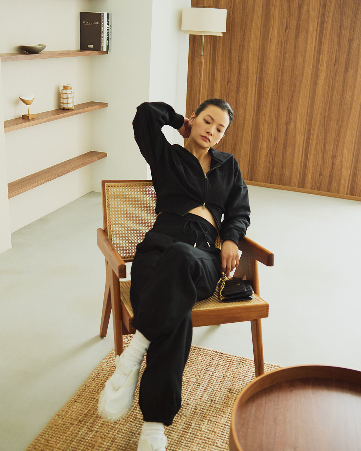 Cozy Zip Cropped Hooded Sweatshirt(Ladies)