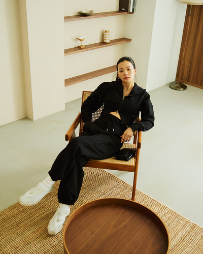 Cozy Zip Cropped Hooded Sweatshirt(Ladies)