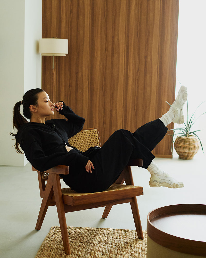 Cozy Zip Cropped Hooded Sweatshirt(Ladies)