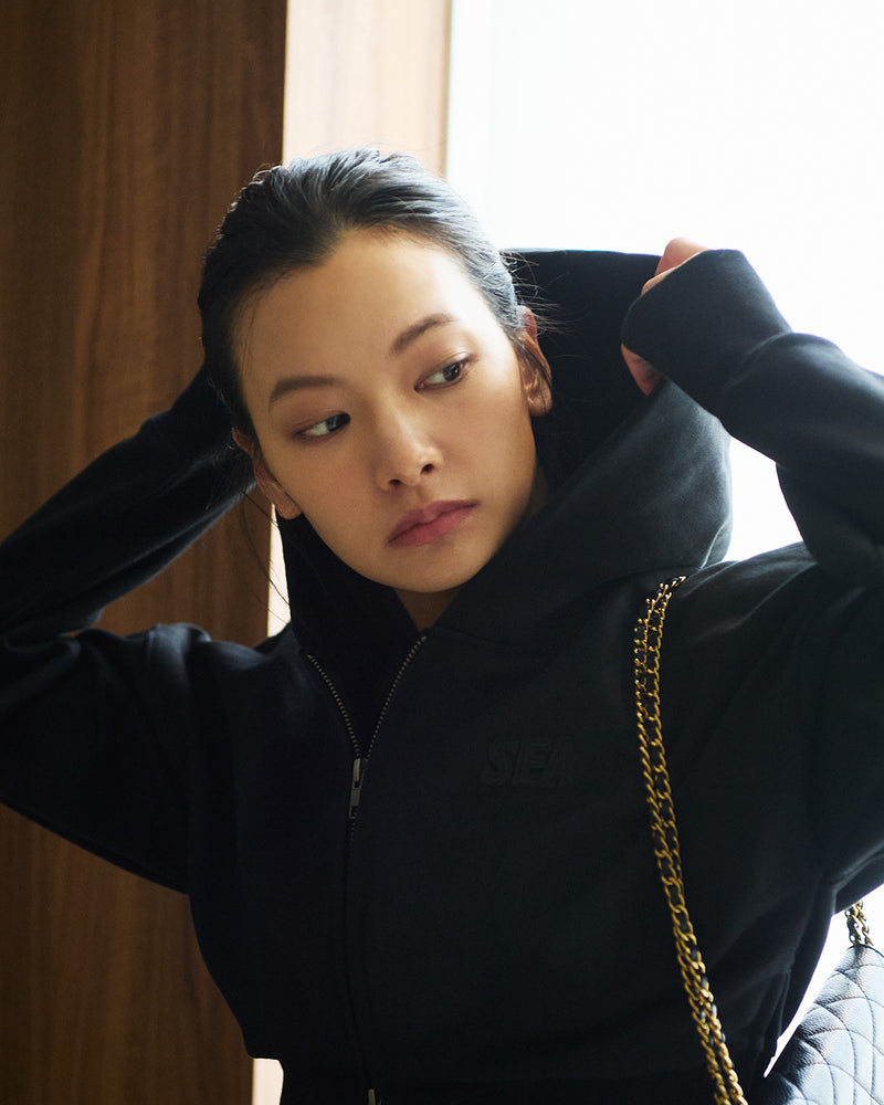 Cozy Zip Cropped Hooded Sweatshirt(Ladies)