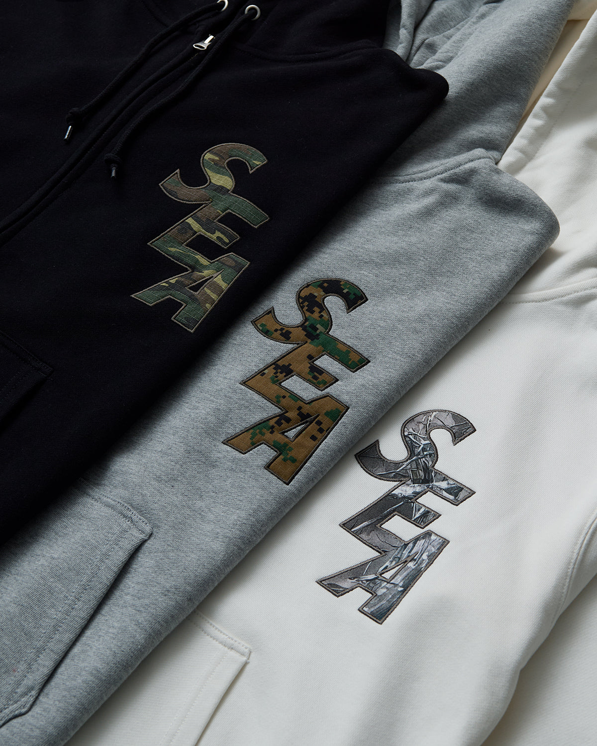 CAMO SEA ZIP UP SWEATSHIRT