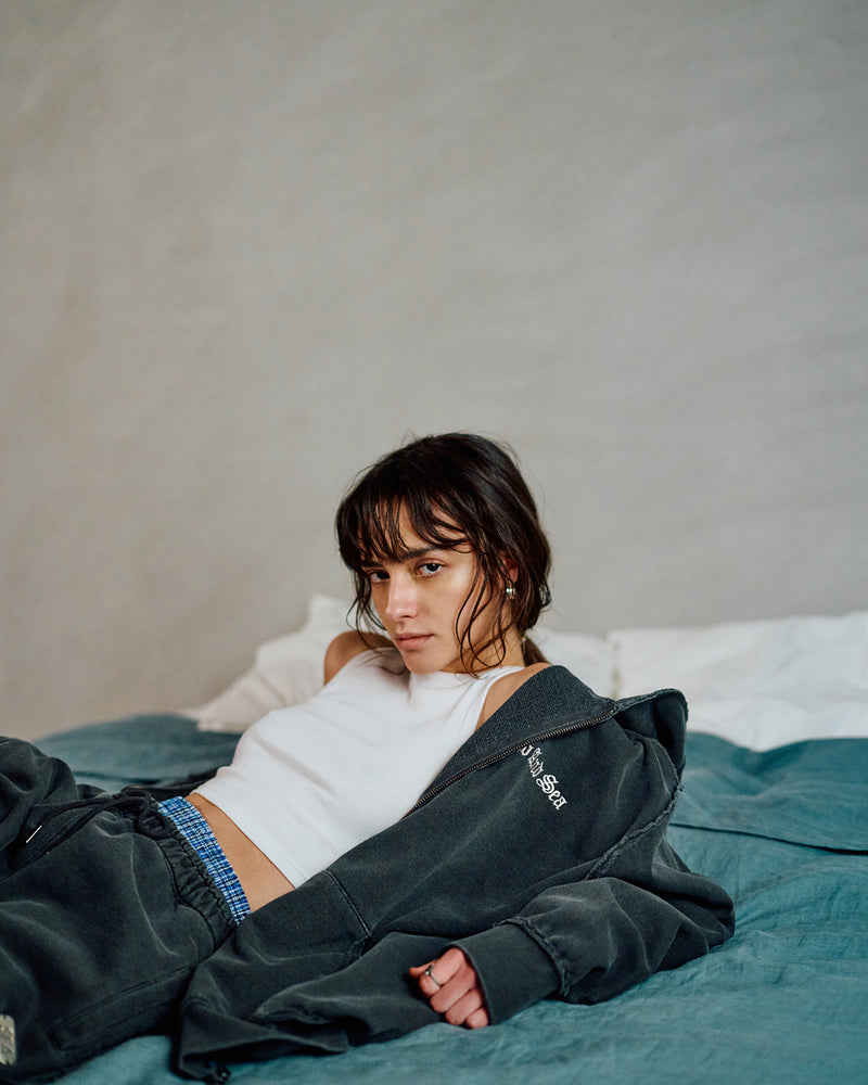 Damage Pigment Zip Up Sweatshirt