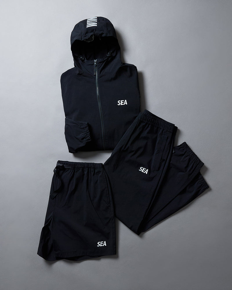 STRETCH NYLON JACKET