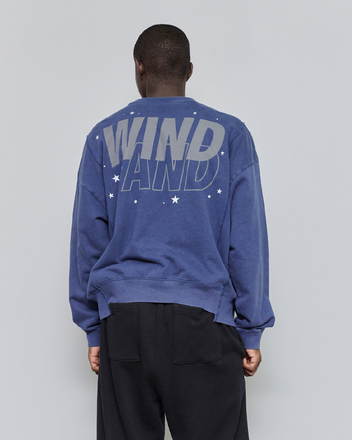 SMOOTHY x WDS FANTASIA CREWNECK SWEAT