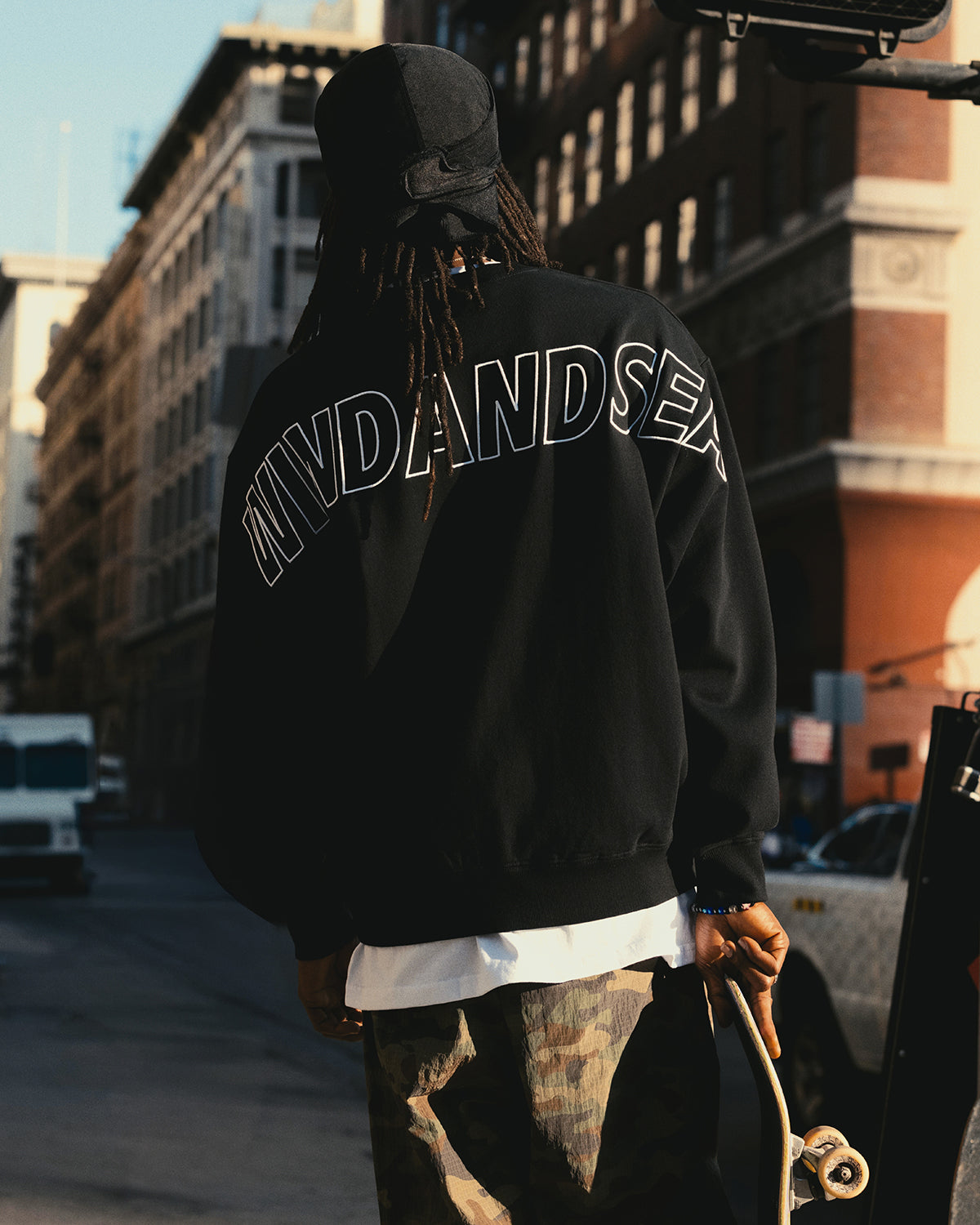 BIG LOGO CREWNECK SWEATSHIRT