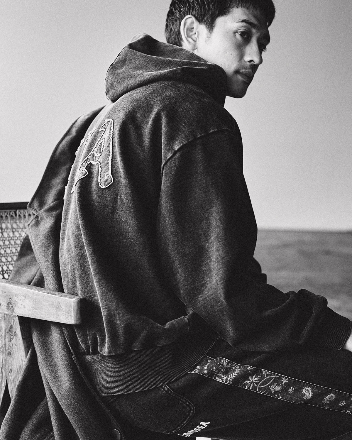 BLACK BANDANA LINE SWEAT PANTS