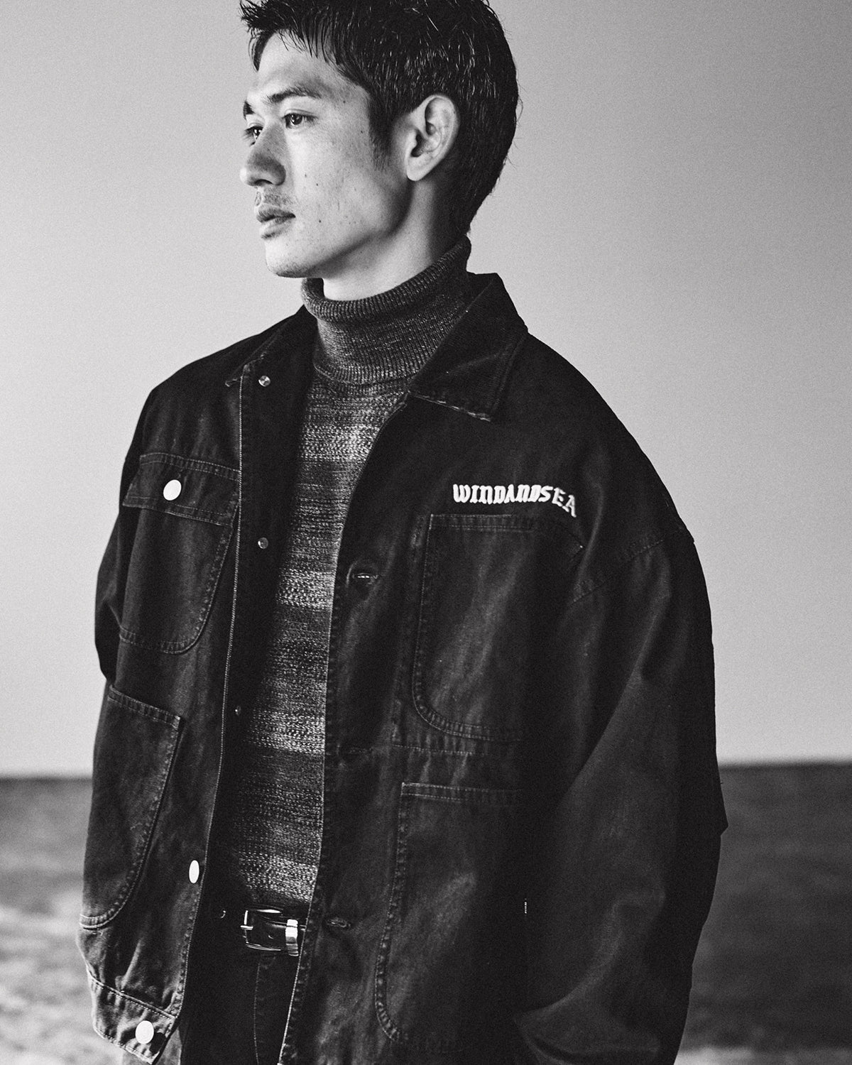 BLACK BANDANA DUCK JACKET