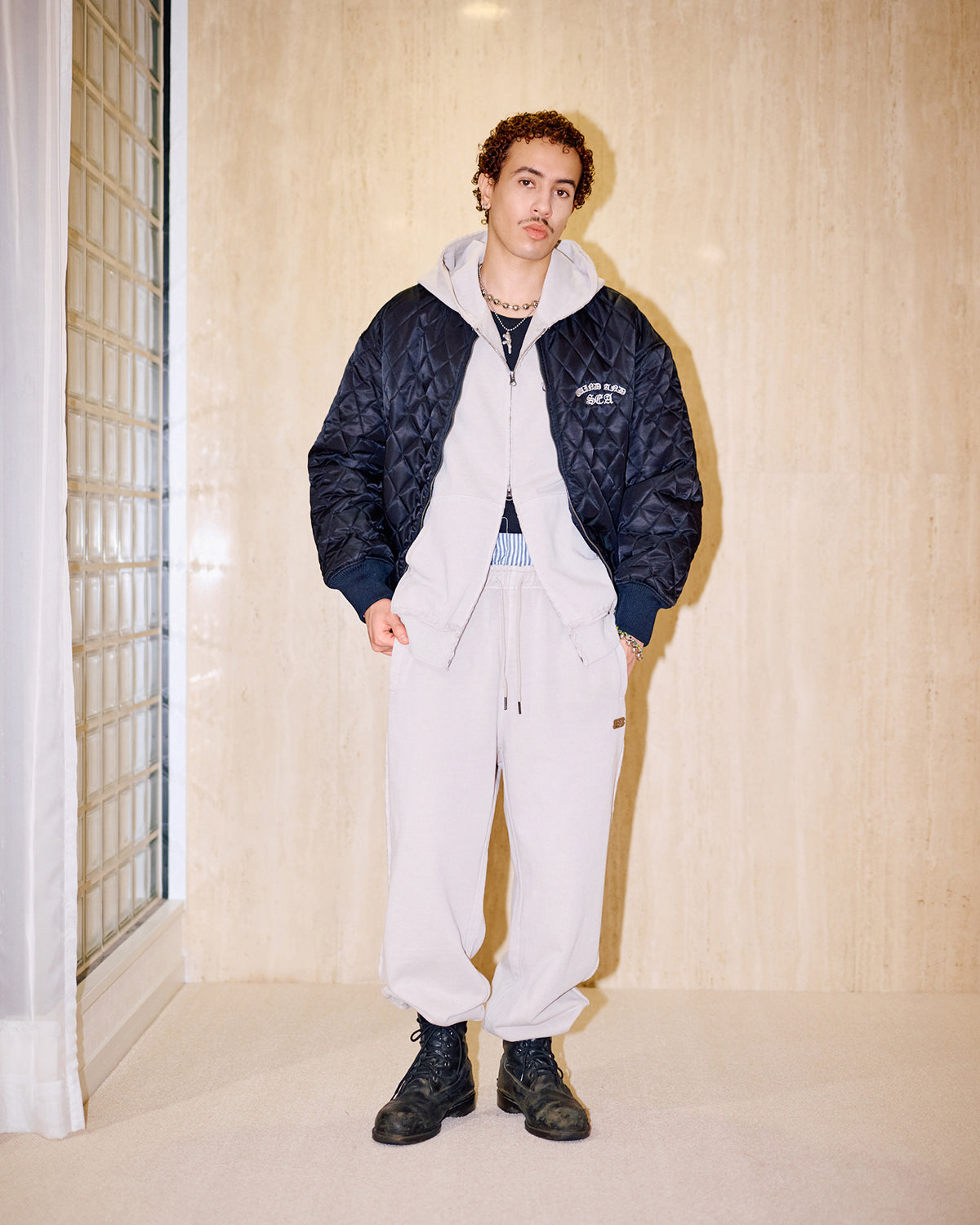 Damage Pigment Zip Up Sweatshirt