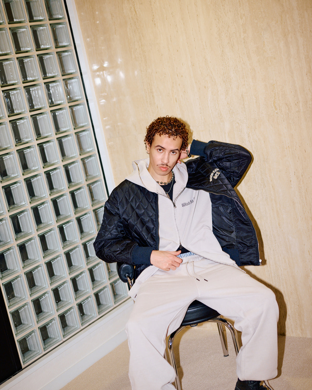 Damage Pigment Zip Up Sweatshirt