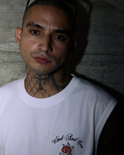 ROSE LOGO NO SLEEVE TEE