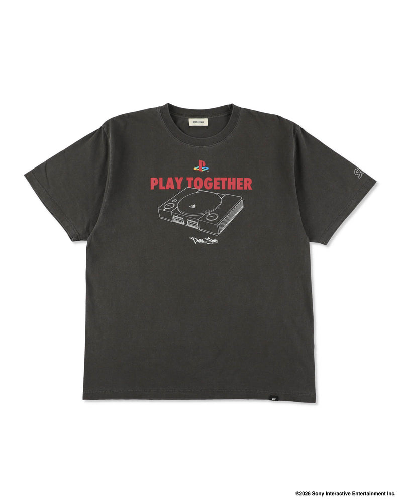 PLAYSTATION x WDS GAME CONSOLE S/S TEE