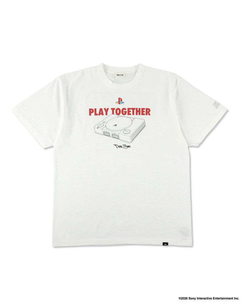 PLAYSTATION x WDS GAME CONSOLE S/S TEE