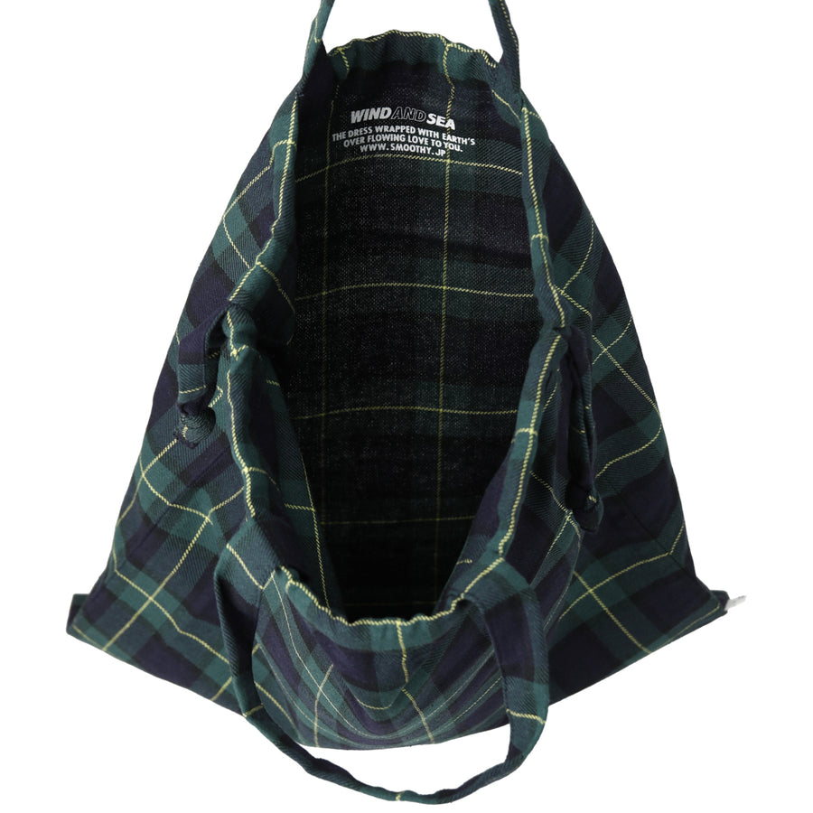 SMOOTHY x WDS PLAID DRAWSTRING BAG / GREEN_RED