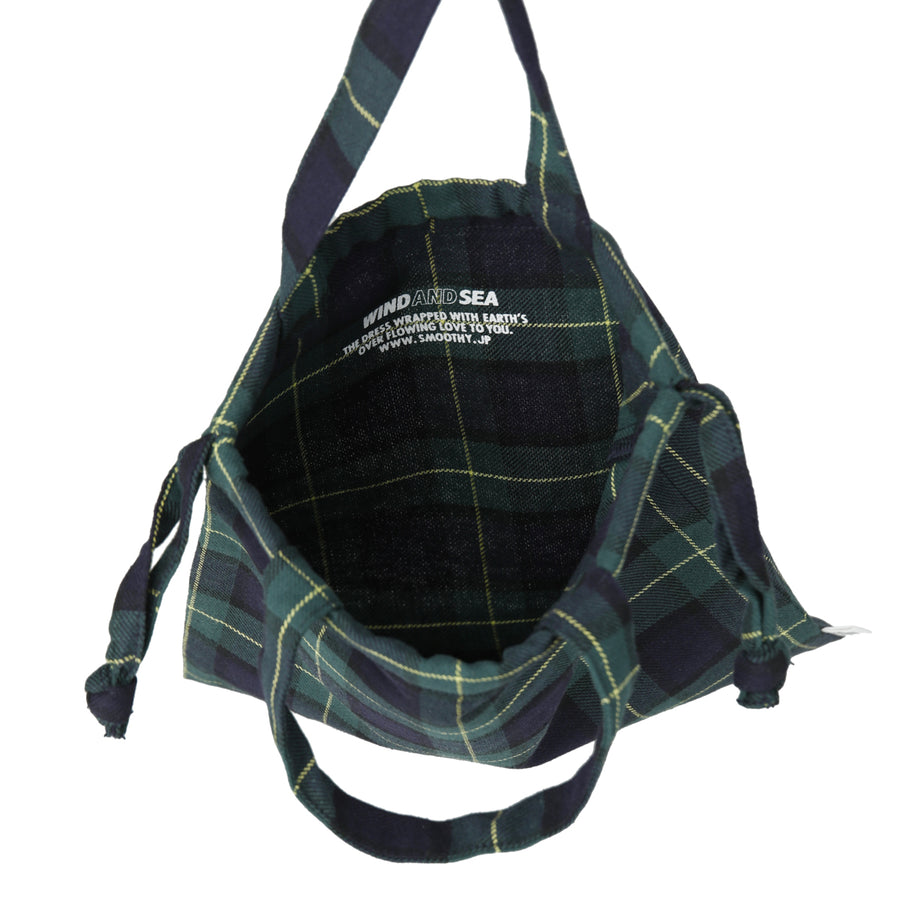 SMOOTHY x WDS PLAID DRAWSTRING BAG / RED_GREEN