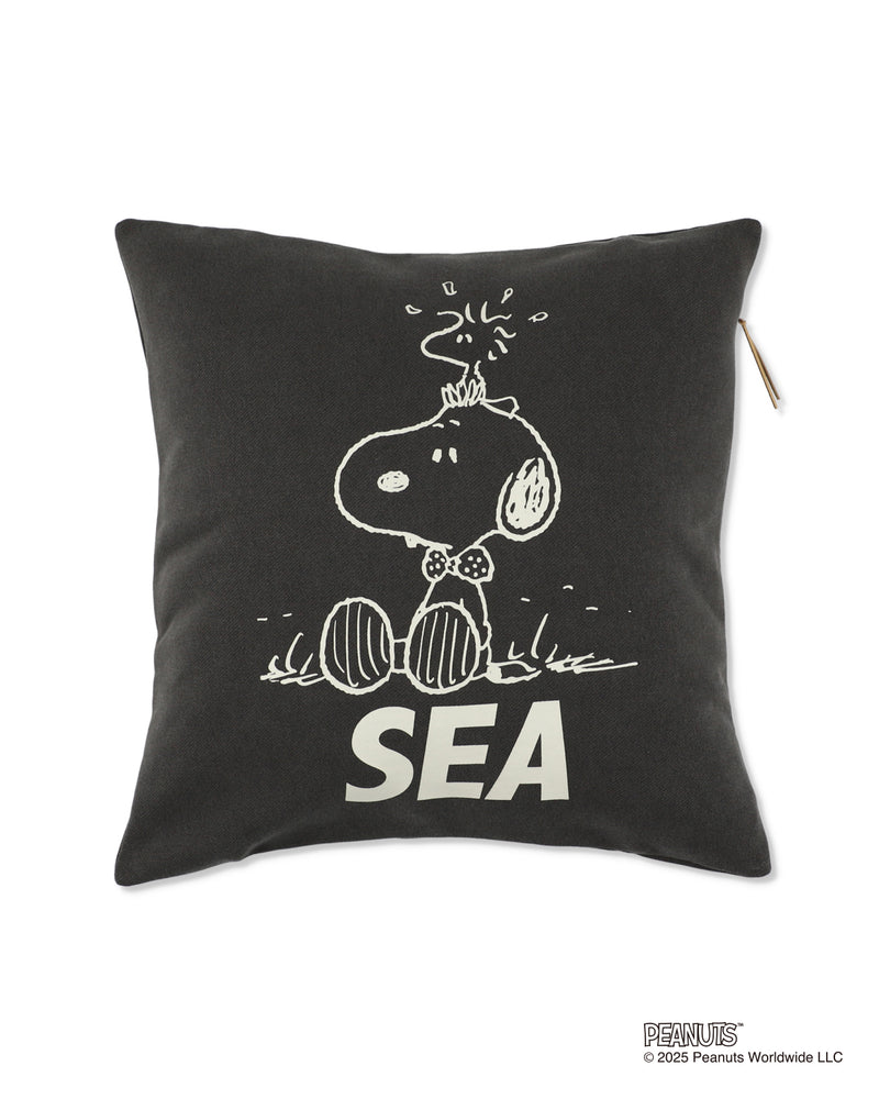 SMOOTHY x WDS Snoopy Pigment Cushion Cover