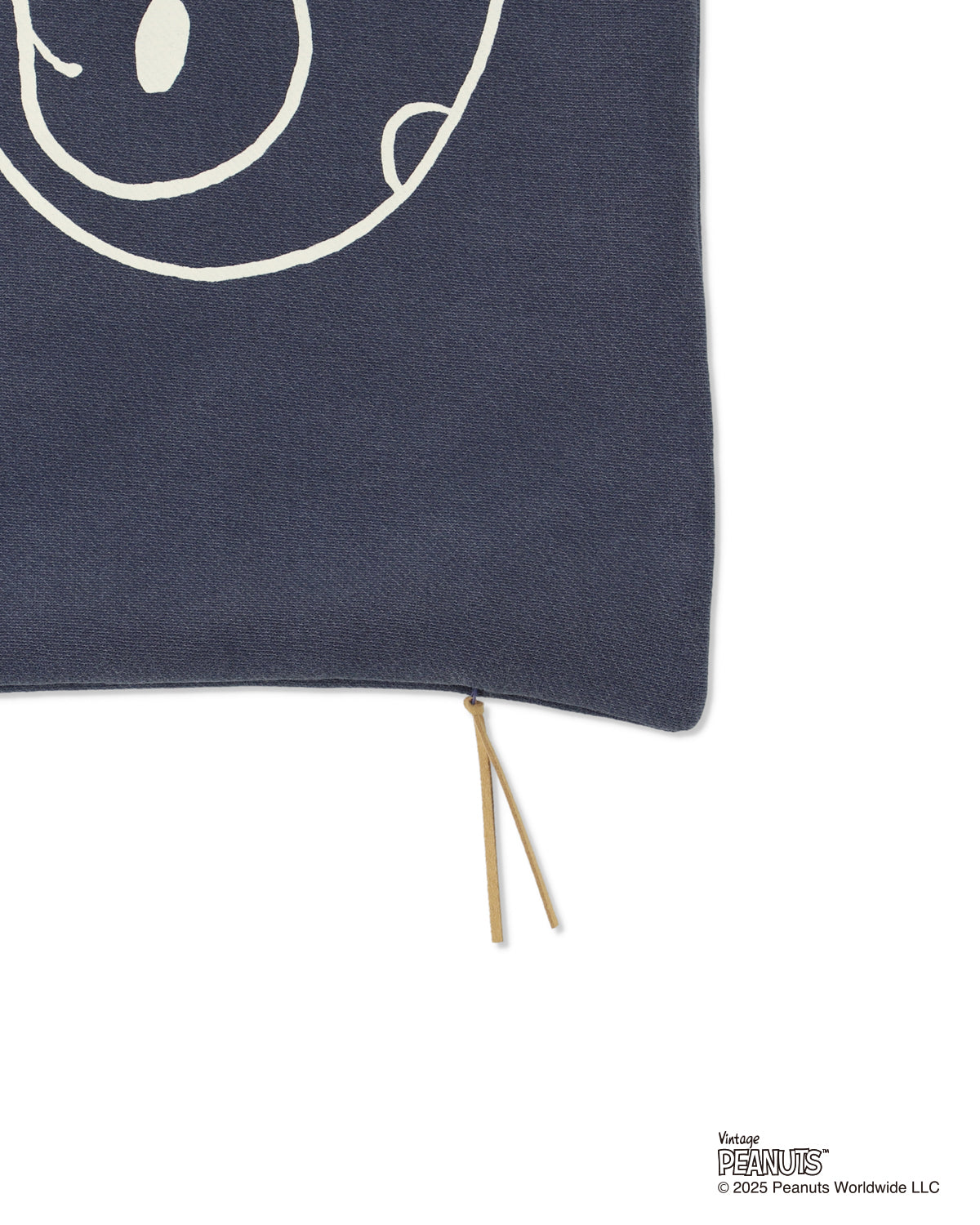 SMOOTHY x WDS Snoopy Pigment Cushion Cover