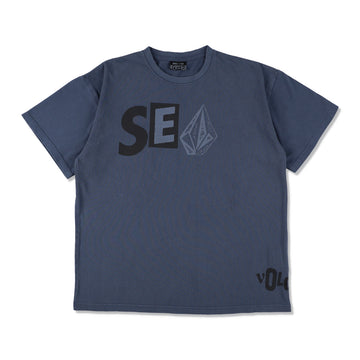 VOLCOM x WDS Collaboration S/S Tee (SEA Stone) / JADE_BLUE