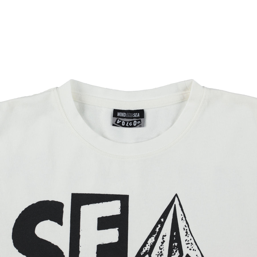 VOLCOM x WDS Collaboration S/S Tee (SEA Stone) / WHITE