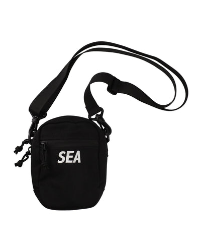 ESSENTIALS SMALL SHOUDER BAG