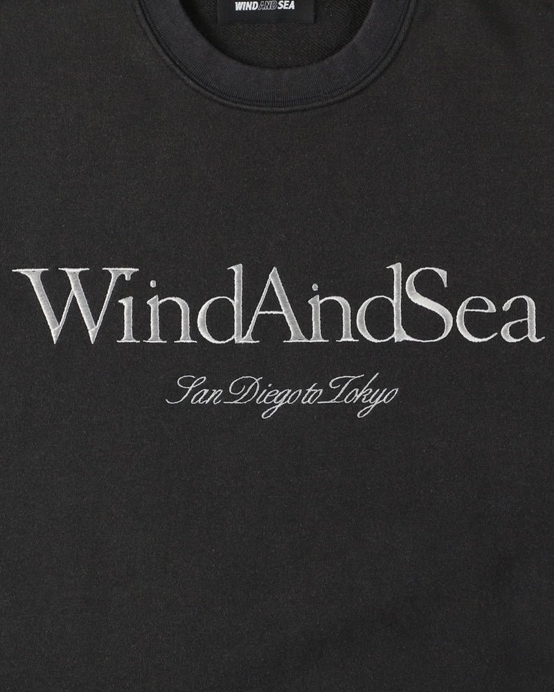 FROSTING LOGO CREWNECK SWEATSHIRT