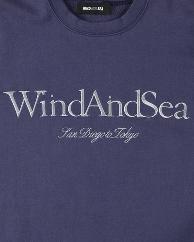 FROSTING LOGO CREWNECK SWEATSHIRT