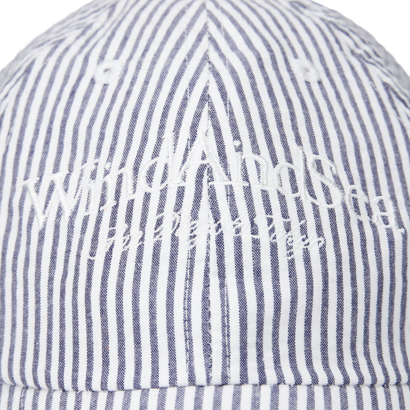 SEERSUKER STRIPE CAP