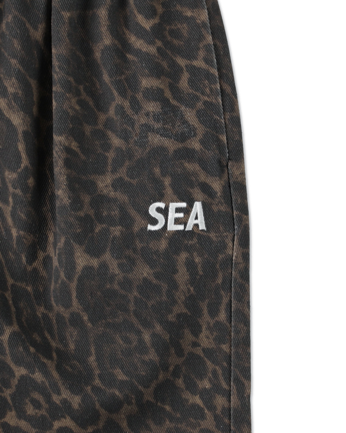 PATTERN LOGO SHORTS