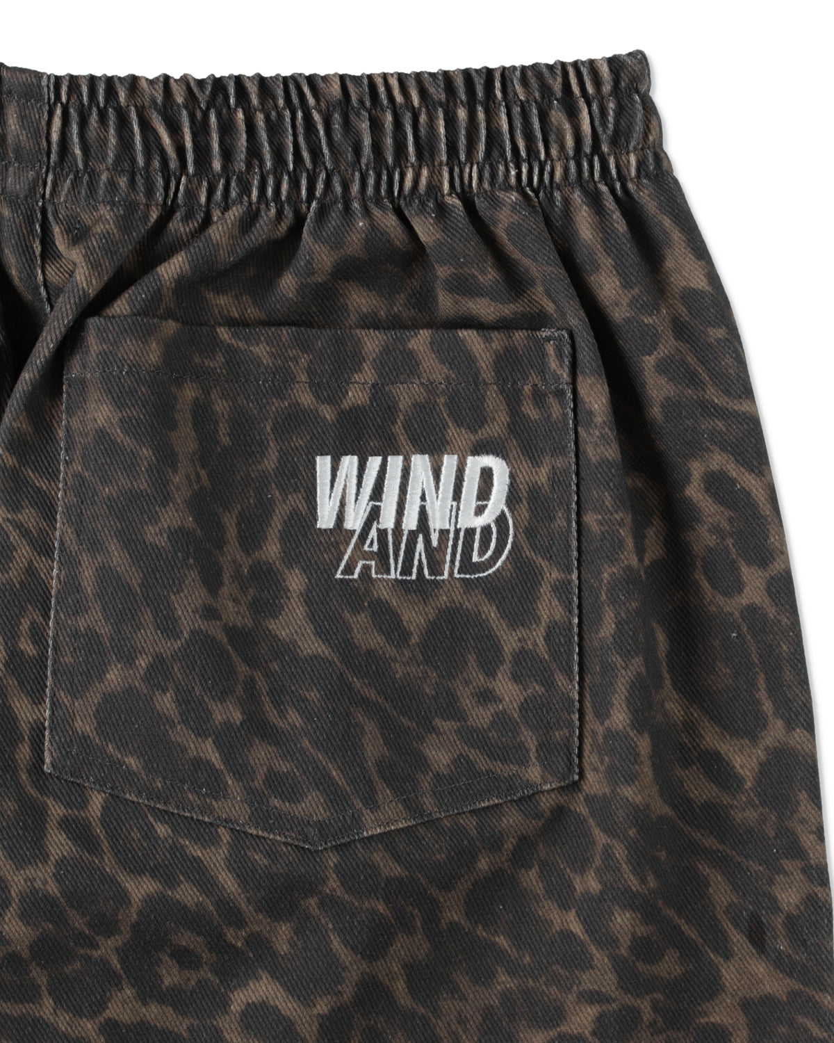 PATTERN LOGO SHORTS