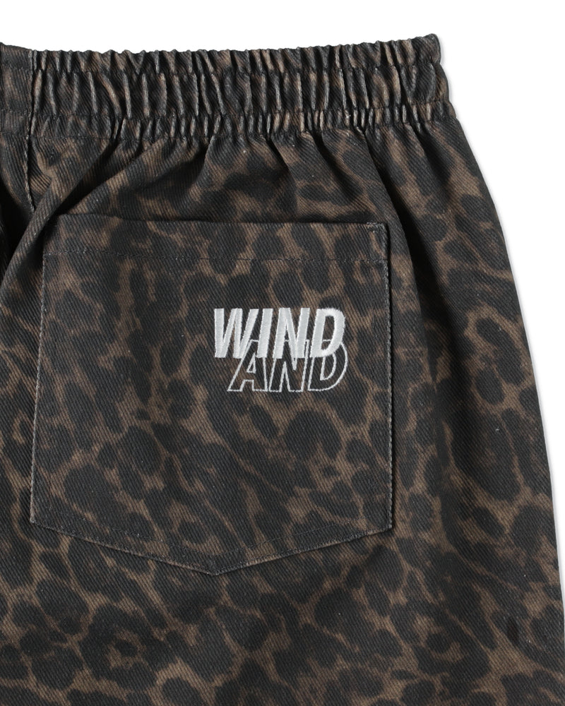 PATTERN LOGO SHORTS